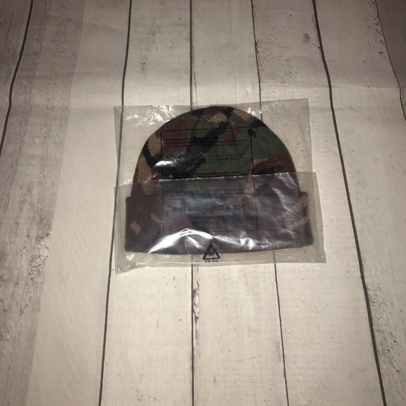 Palace Woodland Surgent Beanie - Picture 3 of 3